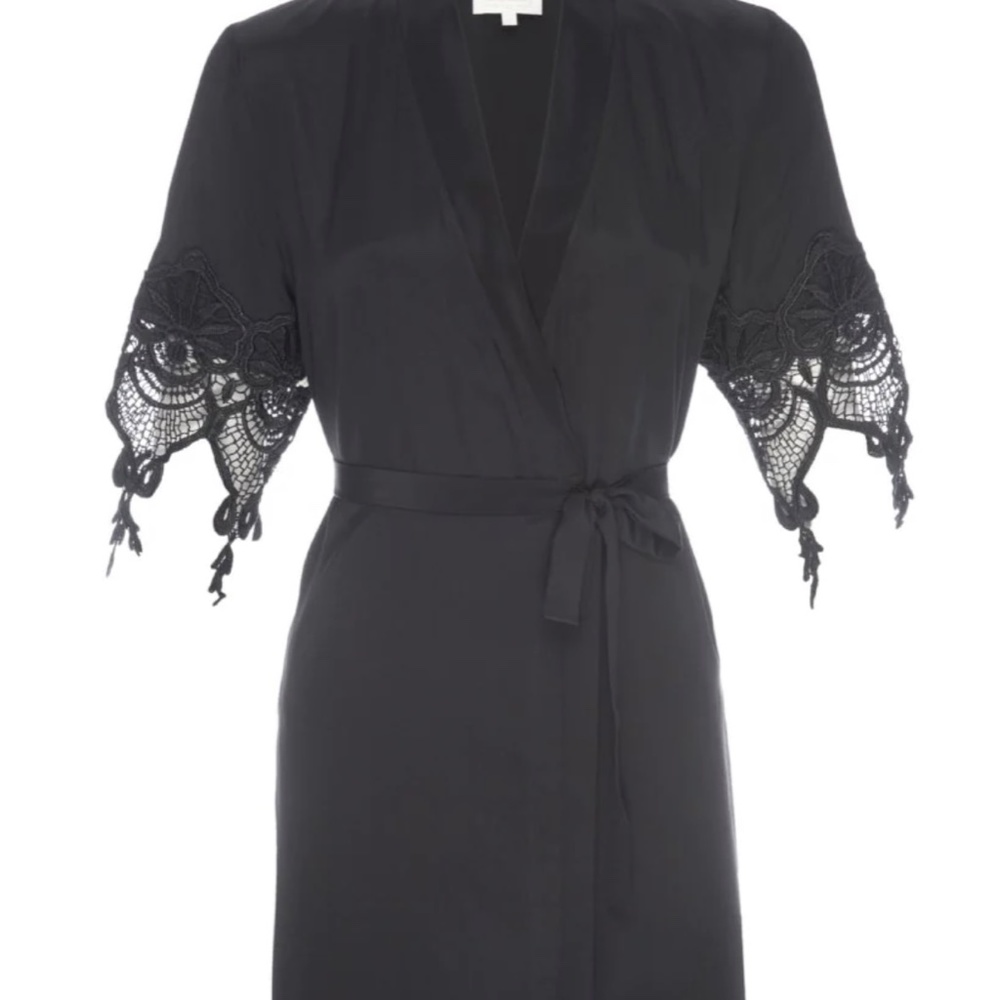 STONE COLD FOX “Fox Robe” - Picture 2 of 8